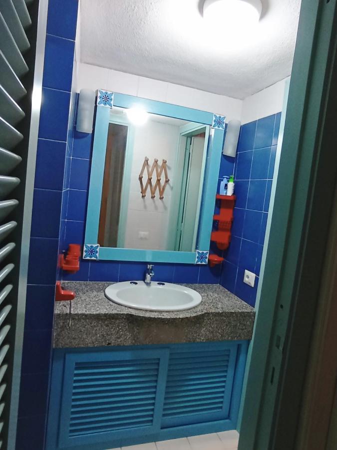 Villa Milena Villasimius, Wifi Gratuito, Ampio Giardino A 300 M Dal Mare Zewnętrze zdjęcie